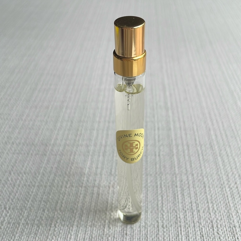 TORY BURCH Essence of Dreams Divine Moon travel fragrance